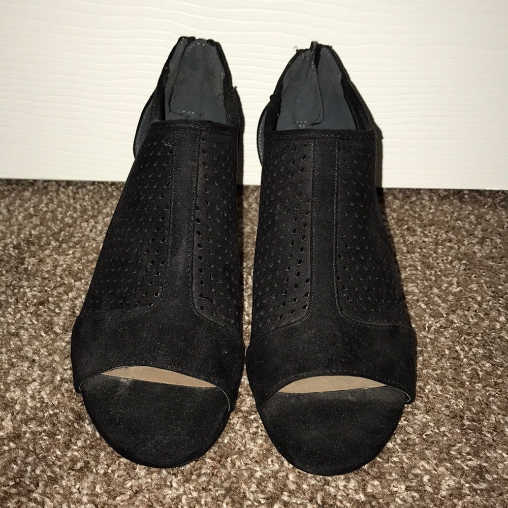 Black heels